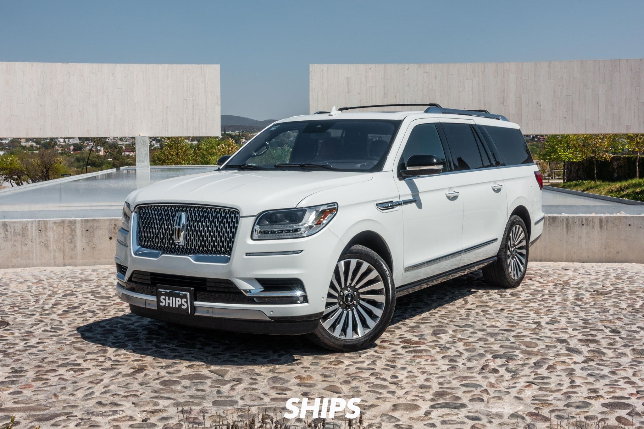 Lincoln Navigator