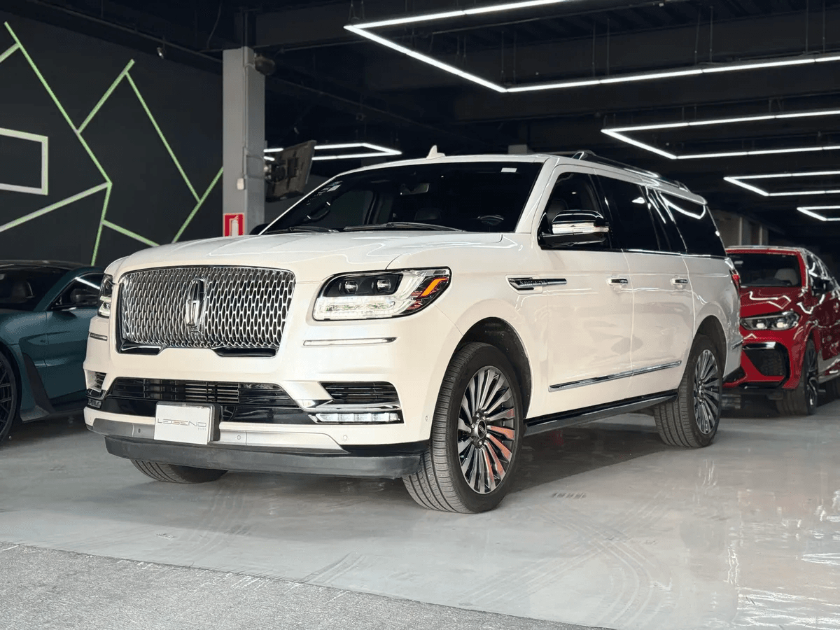 Lincoln Navigator