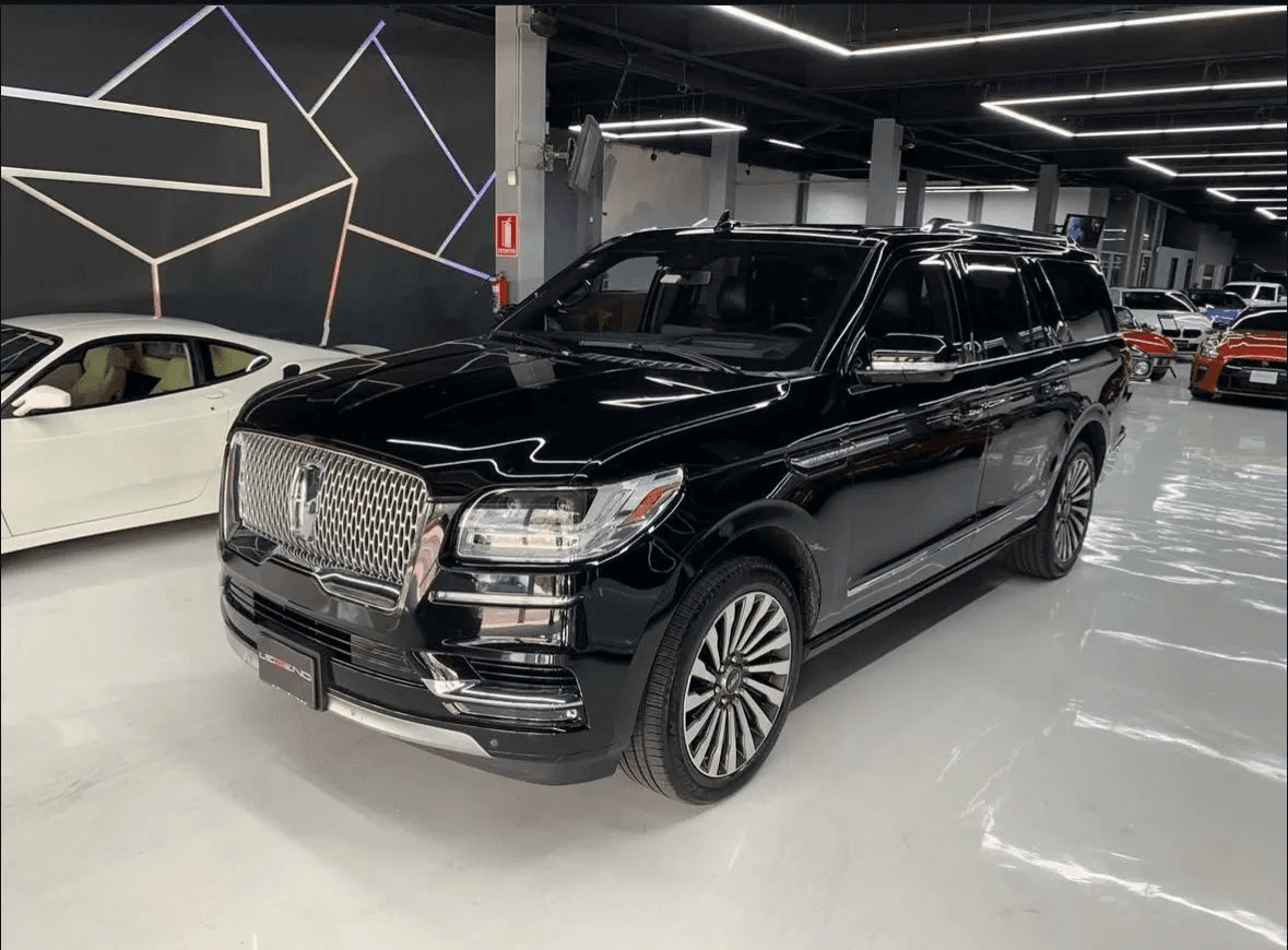 Lincoln Navigator