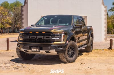 Ford Lobo Raptor SVT