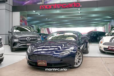 Aston Martin DB11